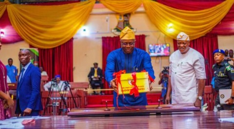 2024 BUDGET: Makinde Presents N434.2bn to Oyo State Assembly.