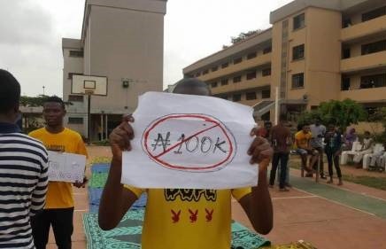 UI medical students protest over N100,000 fee