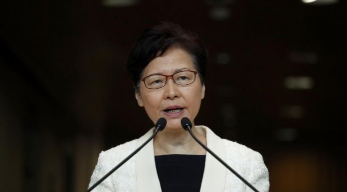 Hong Kong leader Carrie Lam to withdraw extradition bill