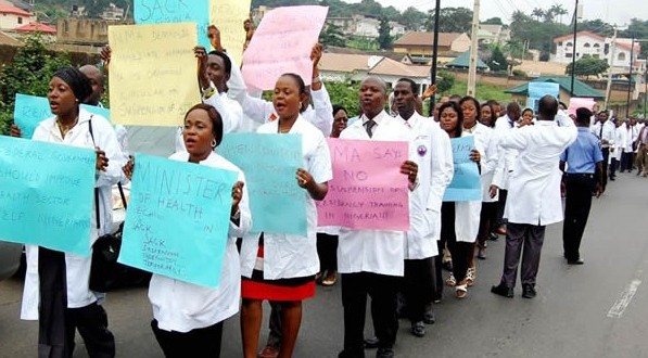 UCH staff protest non-payment of 13 months salaries