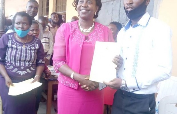 Oyo Distributes Employment Letters to New Teachers