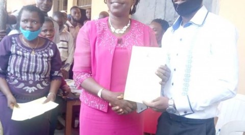 Oyo Distributes Employment Letters to New Teachers
